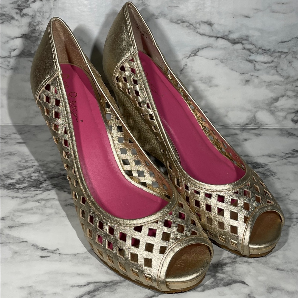 Lilly Pulitzer resort gold, metallic wedge, peep, toe shoes